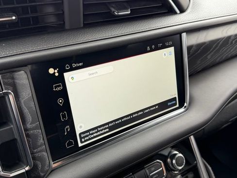 Used 2023 GMC Yukon Denali AWD/4WD image 22