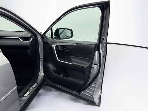 Used 2024 Toyota RAV4 LE FWD image 29
