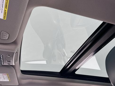 Used 2018 Ford F350 Lariat w/ Lariat Ultimate Package image 18