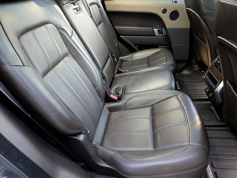 Used 2018 Land Rover Range Rover Sport HSE AWD/4WD image 20