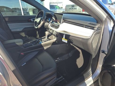 New 2026 Jeep Compass Limited image 4