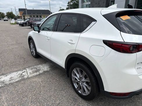 Used 2019 MAZDA CX-5 Grand Touring FWD image 9