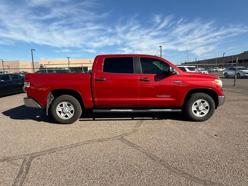 Used 2017 Toyota Tundra SR5 w/ SR5 Upgrade Package image 4