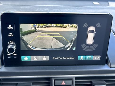 Used 2024 Honda Pilot Touring image 26