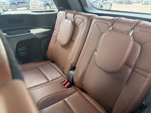 Used 2020 Lincoln Aviator Reserve w/ Equipment Group 202A image 17