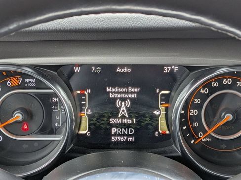 Used 2020 Jeep Wrangler Unlimited Sahara w/ Cold Weather Group AWD/4WD image 14