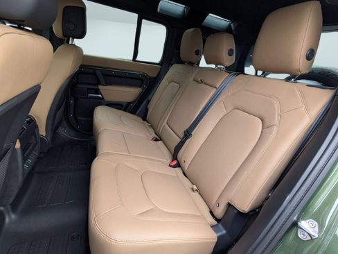New 2026 Land Rover Defender 110 X-Dynamic SE AWD/4WD image 25