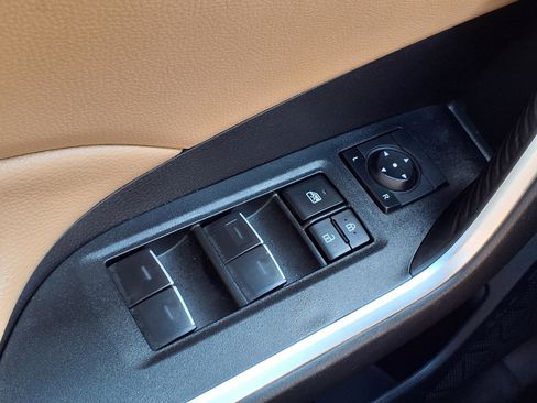 Used 2024 Toyota RAV4 XLE Premium image 11