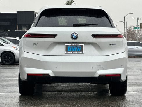 Used 2026 BMW iX xDrive45 AWD/4WD image 10