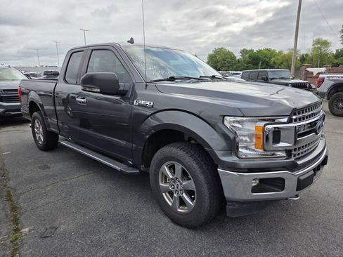 Used 2018 Ford F150 XLT w/ Equipment Group 302A Luxury image 3