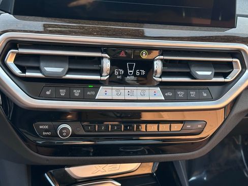 Certified 2024 BMW X3 xDrive30i w/ Convenience Package image 19