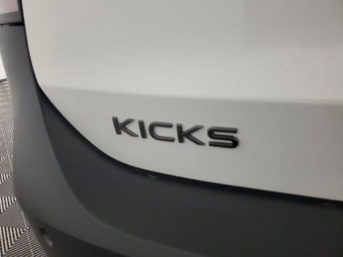 New 2026 Nissan Kicks SR image 31