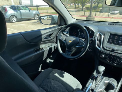 Used 2024 Chevrolet Equinox LT image 37