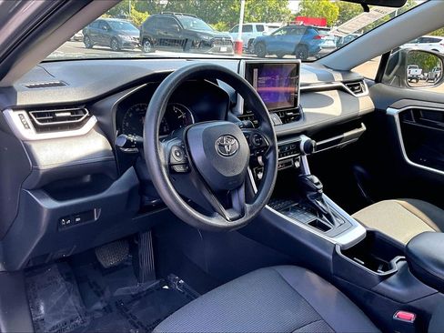 Used 2023 Toyota RAV4 LE AWD/4WD image 13