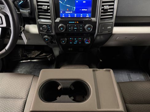 Used 2020 Ford F150 XLT w/ Equipment Group 302A Luxury AWD/4WD image 23