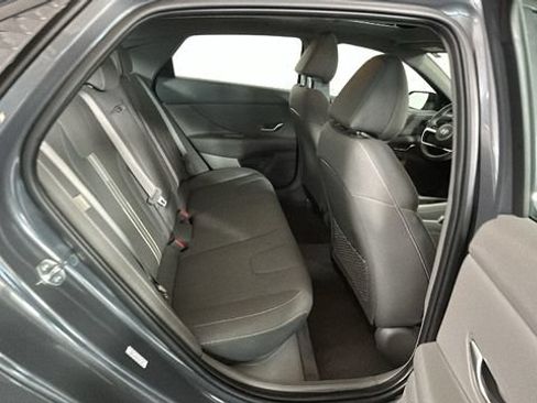 Certified 2024 Hyundai Elantra SEL w/ Convenience Package FWD image 29