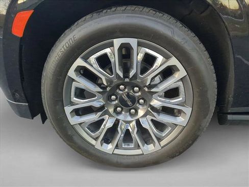 Used 2024 GMC Yukon Denali Ultimate image 29