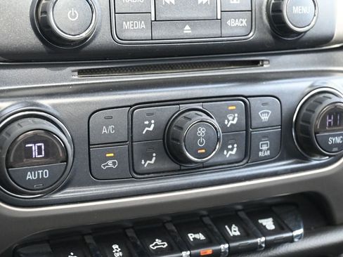 Used 2018 GMC Sierra 3500 Denali w/ Duramax Plus Package image 30