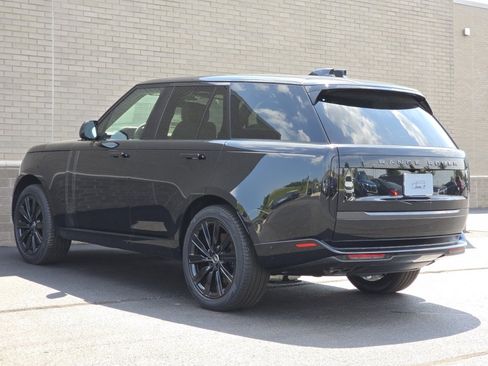 New 2025 Land Rover Range Rover SE image 37
