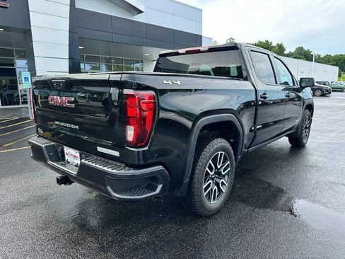 Used 2024 GMC Sierra 1500 Elevation AWD/4WD image 3