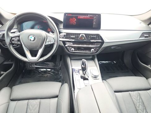 Used 2021 BMW 530i w/ Convenience Package image 10