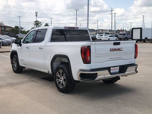 Used 2025 GMC Sierra 1500 SLT RWD image 5
