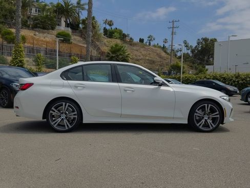 Used 2023 BMW 330i Sedan w/ Driving Assistance Package RWD image 4