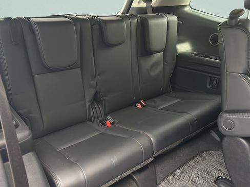 Certified 2025 Subaru Ascent Bronze Edition image 28