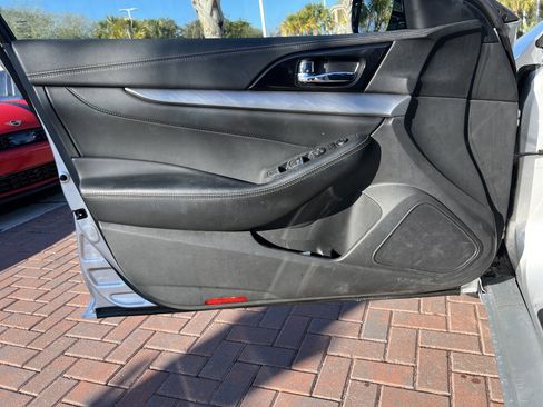 Used 2017 Nissan Maxima 3.5 SV image 14