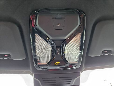 New 2026 BMW X5 xDrive40i w/ M Sport Package image 17