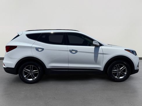 Used 2017 Hyundai Santa Fe Sport w/ 2.4L Tech Package 04 FWD image 6