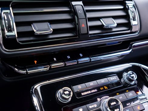 Used 2022 Lincoln Navigator Black Label AWD/4WD image 28