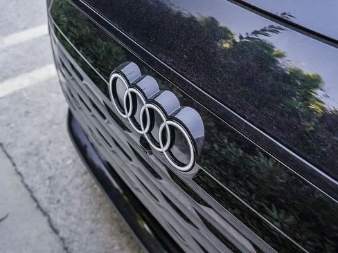 New 2025 Audi A6 e-tron Prestige image 9