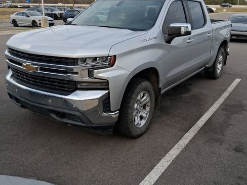 Used 2020 Chevrolet Silverado 1500 LT w/ All-Star Edition image 3