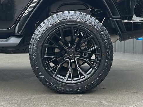 Used 2023 Jeep Wrangler High Altitude image 9