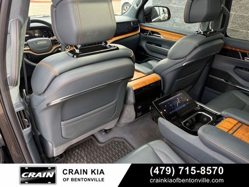 Used 2022 Jeep Grand Wagoneer Series II w/ Convenience Group III image 28