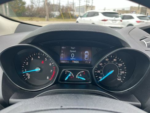 Used 2017 Ford Escape SE image 10