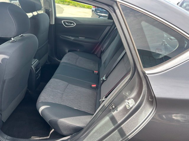 Used 2015 Nissan Sentra SV FWD image 8