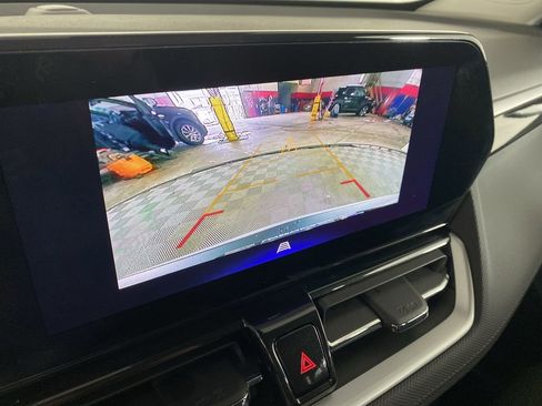 Used 2025 Chevrolet TrailBlazer LT w/ Convenience Package image 17