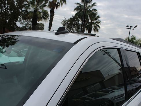 Used 2015 GMC Yukon SLT w/ Open Road Package image 13