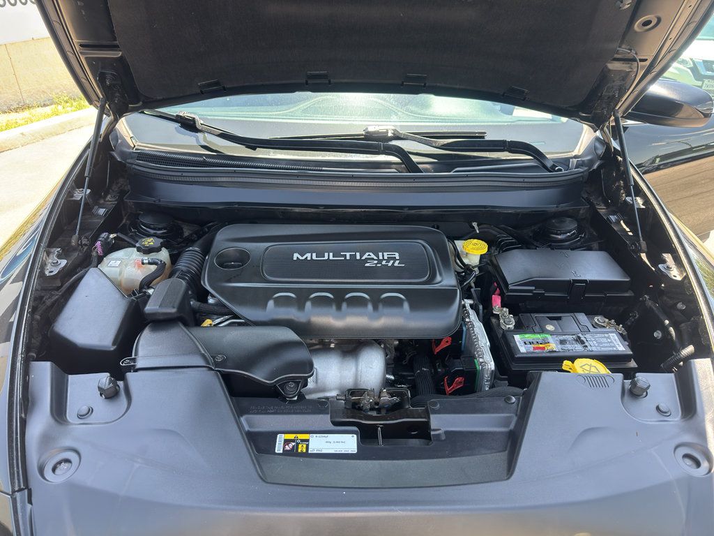 Used 2017 Jeep Cherokee Latitude FWD image 6