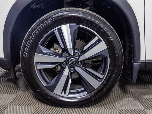 Used 2023 Nissan Rogue SL w/ SL Premium Package image 52