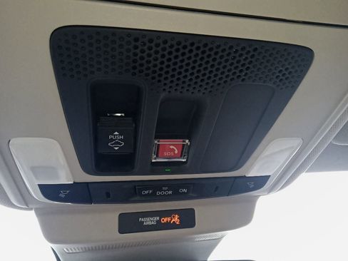 New 2025 Honda Accord SE image 18