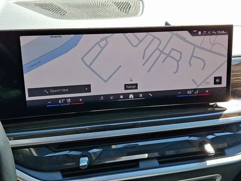 Used 2024 BMW X7 xDrive40i image 23