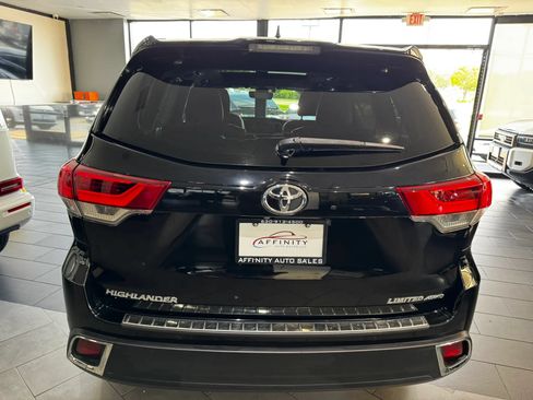 Used 2019 Toyota Highlander Limited Platinum w/ Protection Package #3 AWD/4WD image 4
