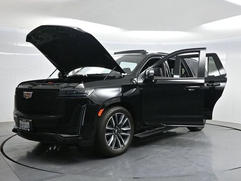 Used 2024 Cadillac Escalade Sport w/ Touring Package AWD/4WD image 50