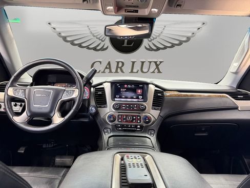 Used 2015 GMC Yukon Denali w/ Open Road Package AWD/4WD image 11