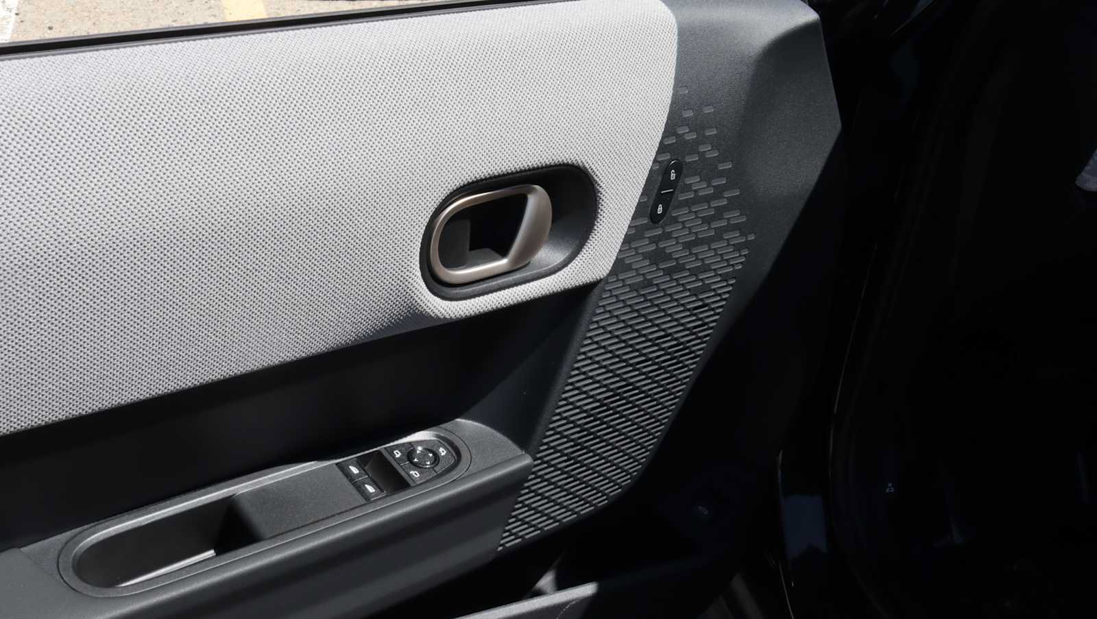 New 2026 MINI Cooper 2-Door Hardtop FWD image 7