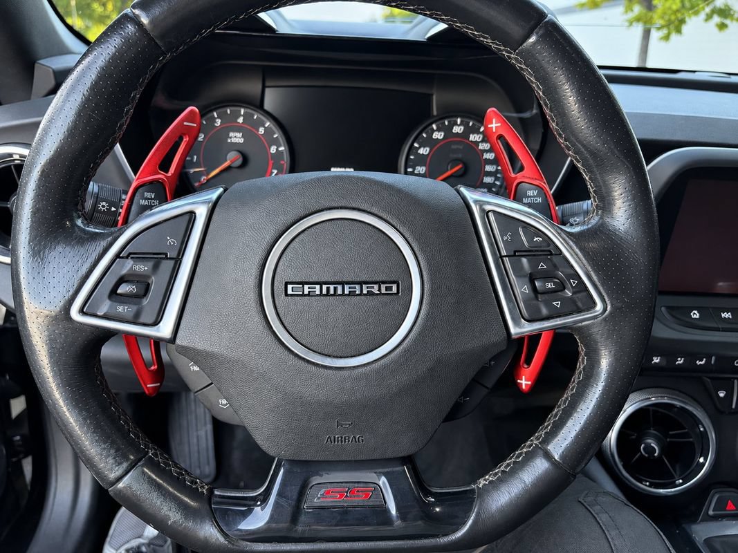 Used 2016 Chevrolet Camaro SS RWD image 19