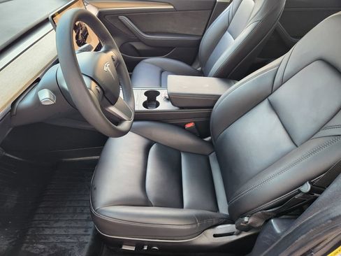 Used 2023 Tesla Model 3 Standard Range RWD image 13